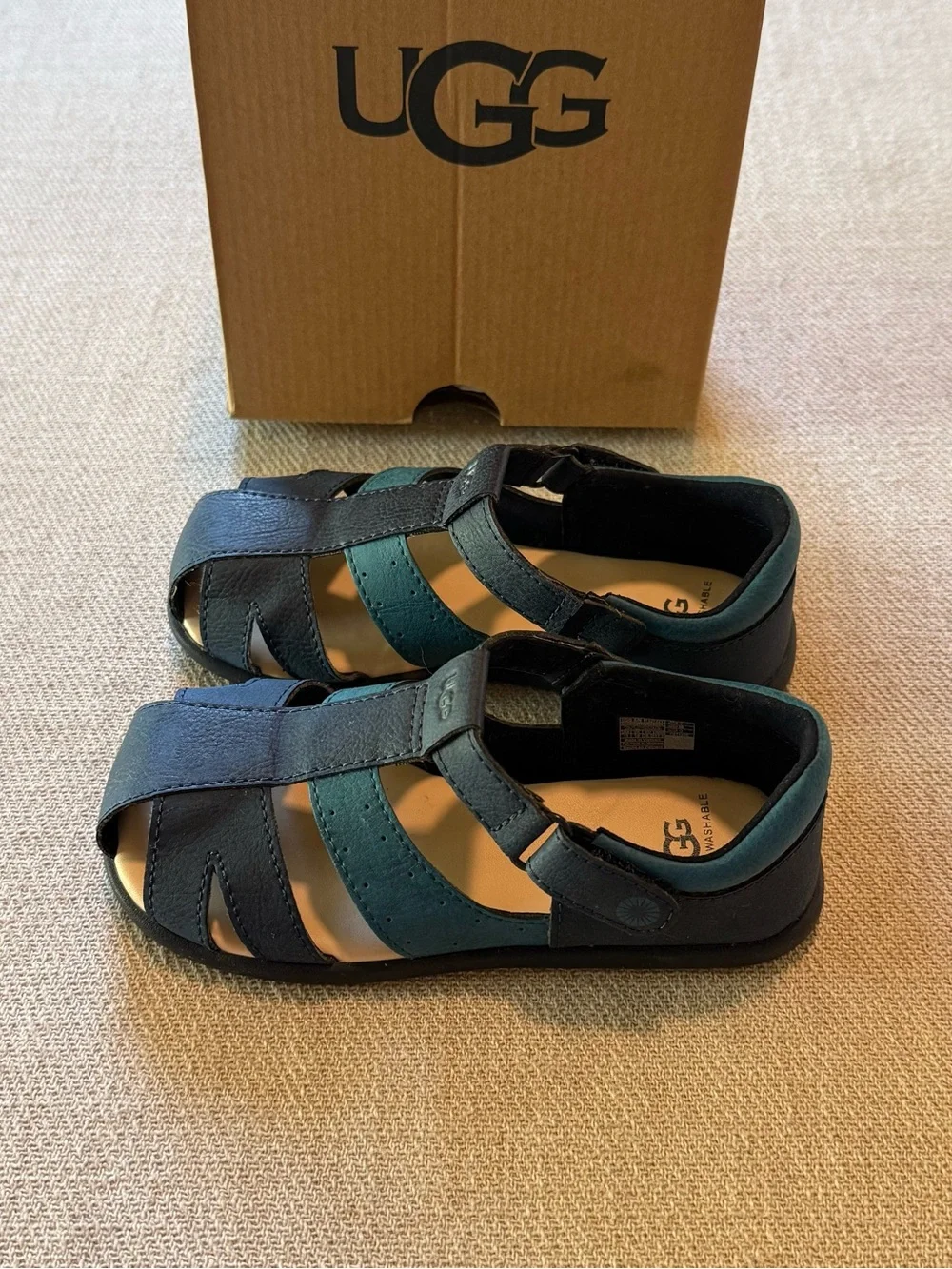 UGG Kylo Boys Blue Leather Sandals Size 11 | Adjustable Hook & Loop Comfort Shoe